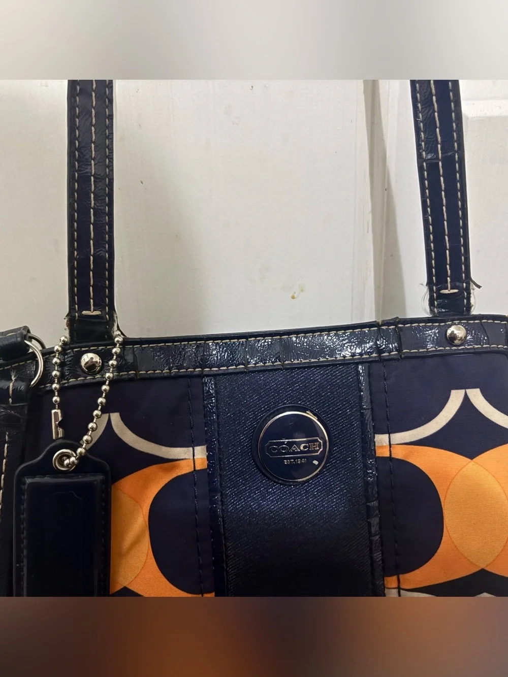 Coach tote bold